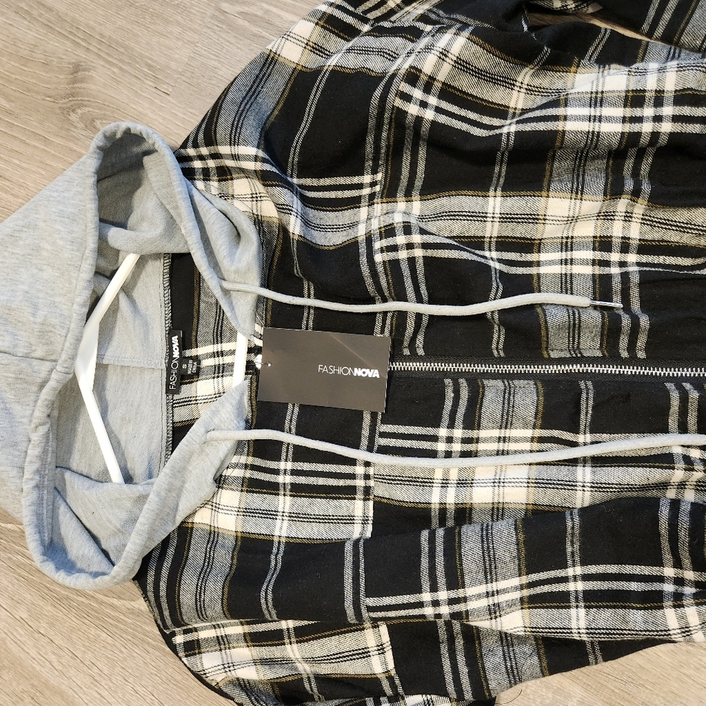Cropped Jacket - Picture 3 of 3
